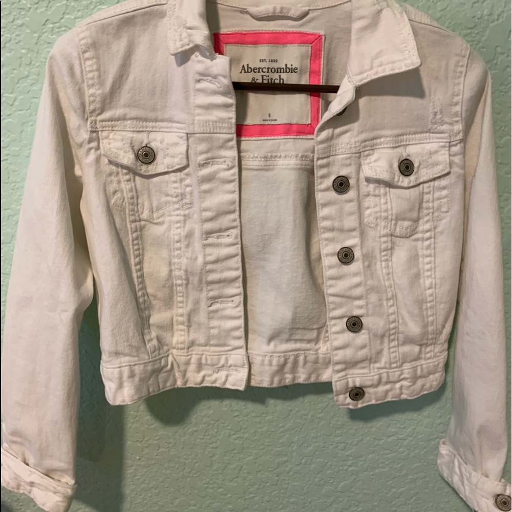 Abercrombie & Fitch white jean jacket